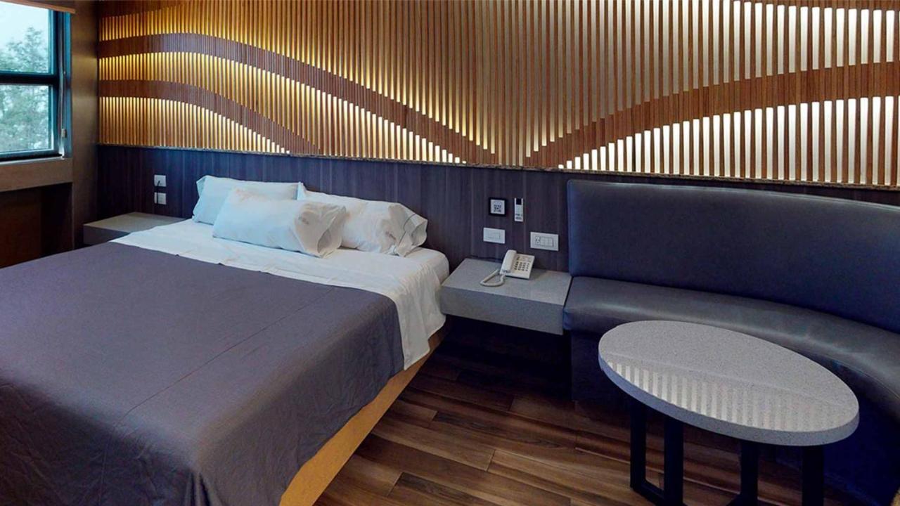 Hotel Patriotismo Мексико Сити Екстериор снимка