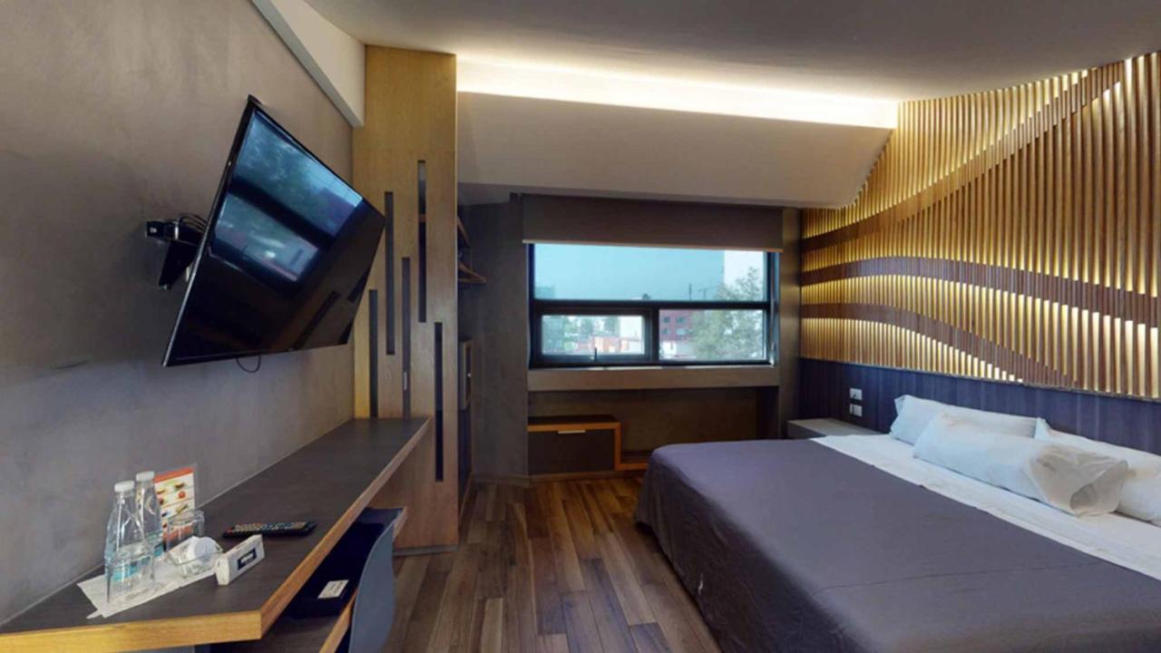 Hotel Patriotismo Мексико Сити Екстериор снимка